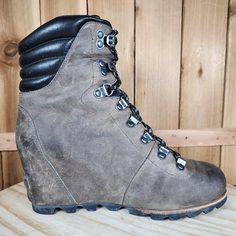 Sorel Conquest Wedge Boots Womens 8 Brown Leather Ankle Waterproof Snow Booties‎